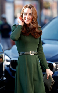 Eleganța fetelor creștine